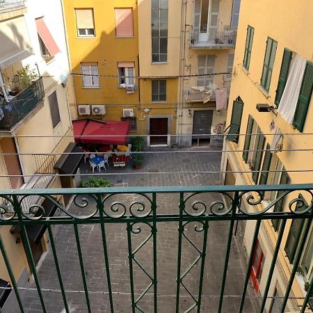 Ferienwohnung Riposo In Centro Citta La Spezia Exterior foto